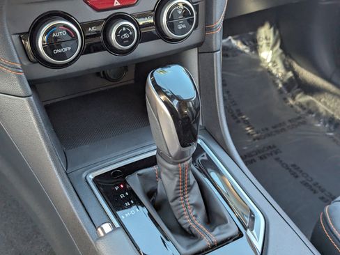 Used 2018 Subaru Crosstrek 2.0i Limited image 27