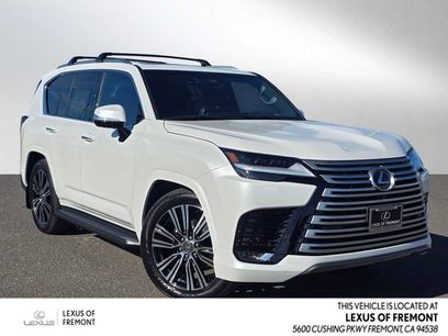 New 2025 Lexus LX 600 4WD w/ Luxury Package