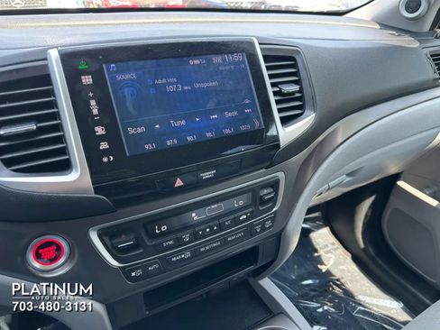Used 2016 Honda Pilot EX image 12