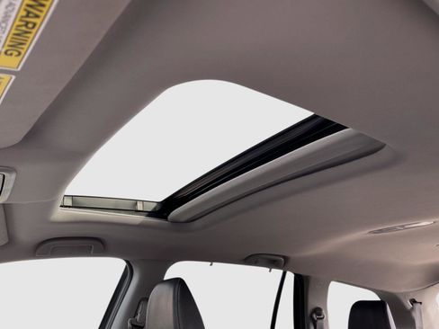 Used 2022 Honda Pilot Special Edition image 13