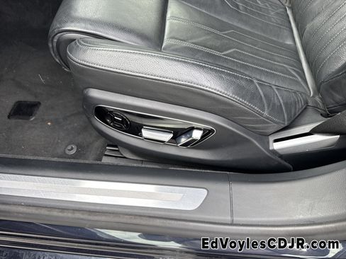 Used 2019 Audi A8 L 3.0T image 12