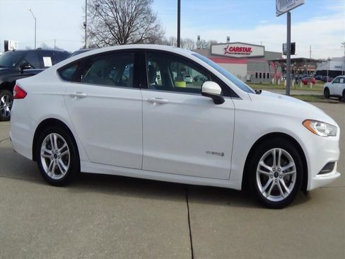 Used 2018 Ford Fusion S image 5