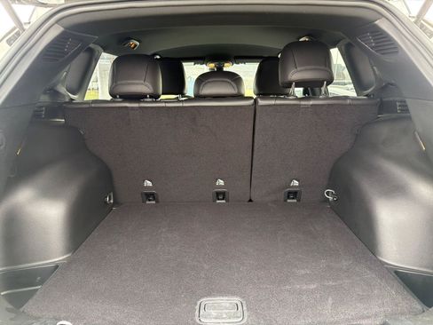 Used 2025 Jeep Compass Limited image 11