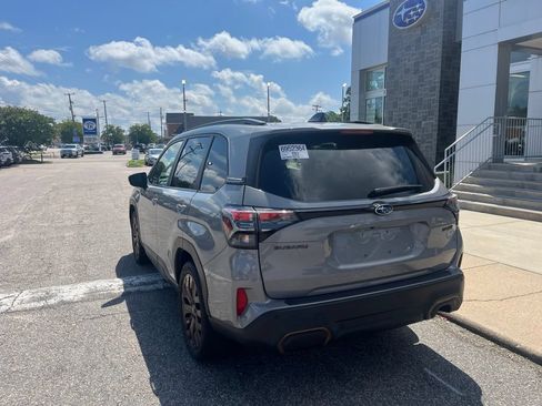 Used 2025 Subaru Forester Sport AWD/4WD image 6