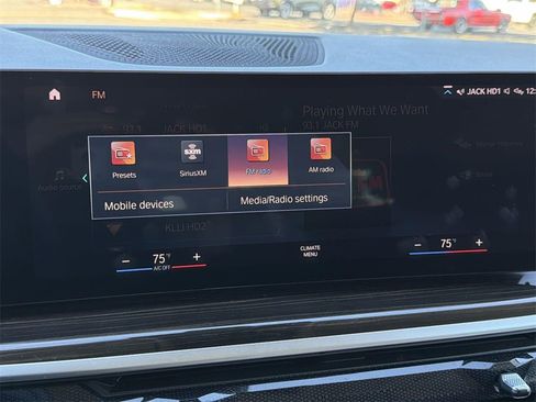 Used 2023 BMW X7 xDrive40i image 15