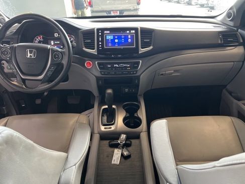 Used 2017 Honda Pilot EX-L image 8