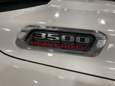 Used 2020 RAM 3500 Laramie AWD/4WD image 9