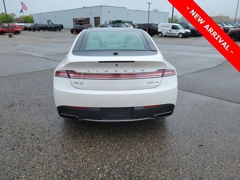 Used 2017 Lincoln MKZ Reserve w/ Climate Package AWD/4WD image 4