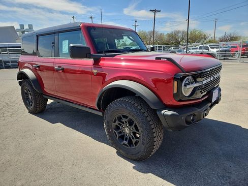 New 2026 Ford Bronco Badlands image 1