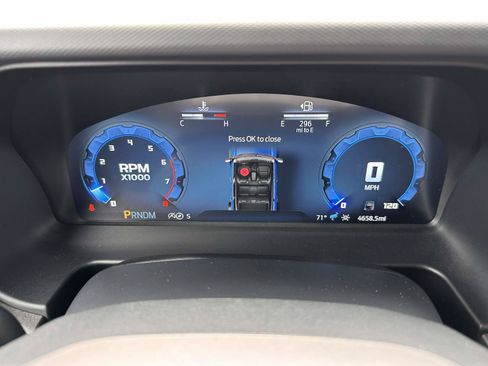 Used 2025 Ford Bronco Badlands AWD/4WD image 19