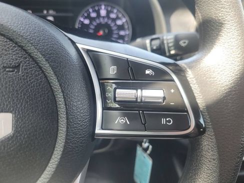 Certified 2023 Kia Forte LXS w/ LXS Technology Package FWD image 22