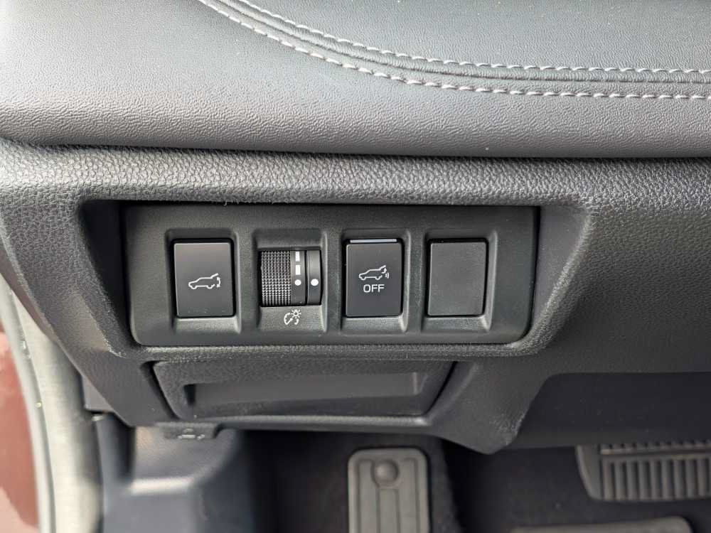 Used 2023 Subaru Outback Touring XT AWD/4WD image 13