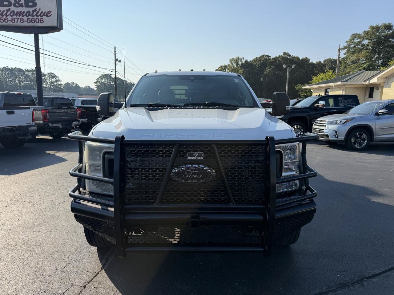 Used 2022 Ford F550 4x4 Crew Cab Super Duty w/ Power Equipment Group image 2