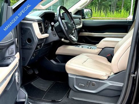 Used 2024 Ford Expedition Max Limited AWD/4WD image 10