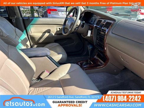 Used 2000 Toyota 4Runner Limited image 11
