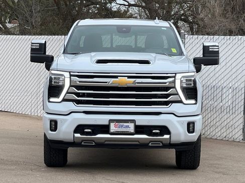 New 2026 Chevrolet Silverado 2500 High Country w/ High Country Premium Package AWD/4WD image 6