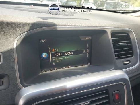 Used 2018 Volvo S60 T5 Inscription FWD image 23