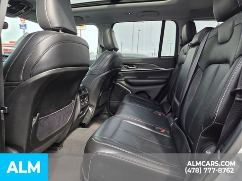 Used 2024 Jeep Grand Cherokee Limited 4xe image 7