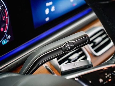 Used 2025 Mercedes-Benz GLE 350 4MATIC image 21