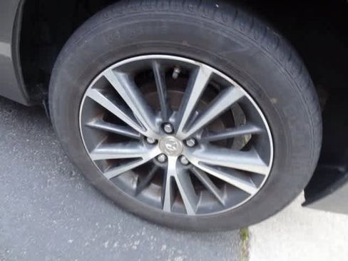 Used 2018 Toyota Corolla L image 11