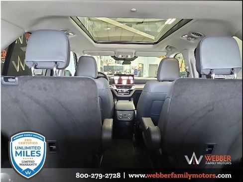 New 2026 Ford Explorer Active w/ Active Comfort Package AWD/4WD image 9