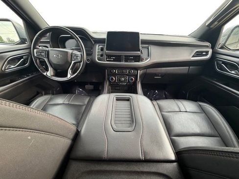 Used 2022 Chevrolet Suburban RST w/ Luxury Package image 32