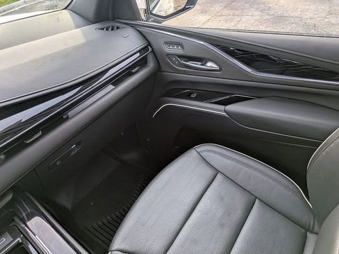 Certified 2024 Cadillac Escalade Sport w/ LPO, ONYX Package AWD/4WD image 16