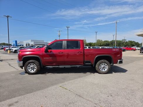 Used 2021 Chevrolet Silverado 2500 LT w/ All Star Edition AWD/4WD image 9
