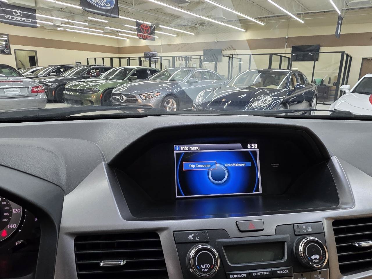 Used 2015 Honda Odyssey EX-L image 32