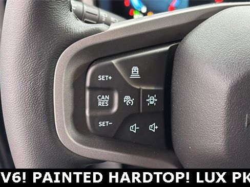 New 2025 Ford Bronco Badlands image 11