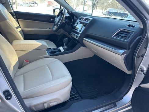 Used 2016 Subaru Legacy 2.5i Limited image 29