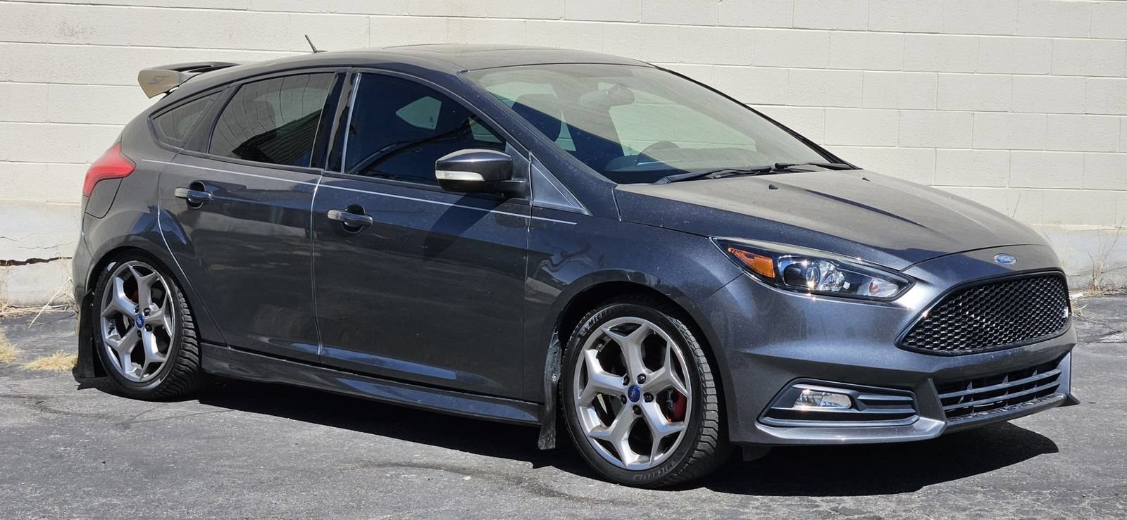 Used 2017 Ford Focus ST w/ Equipment Group 401A FWD image 7