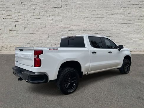 Used 2021 Chevrolet Silverado 1500 LT Trail Boss w/ Convenience Package II image 5