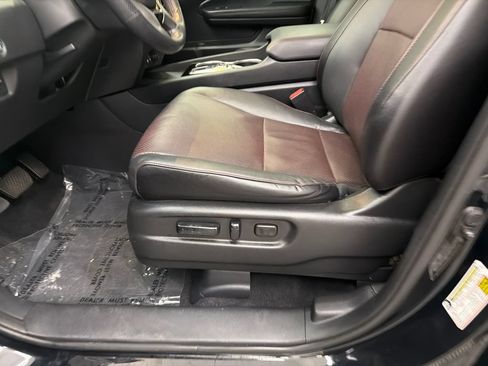 Used 2024 Honda Ridgeline Black Edition image 10