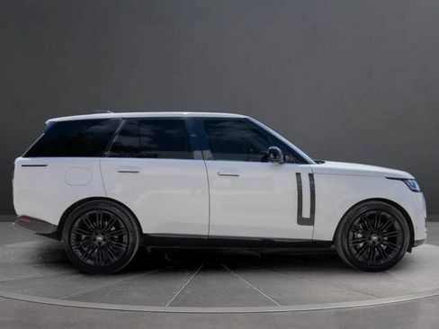 Used 2023 Land Rover Range Rover SE AWD/4WD image 7