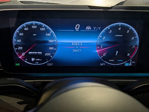 Used 2024 Mercedes-Benz GLS 63 AMG 4MATIC image 34