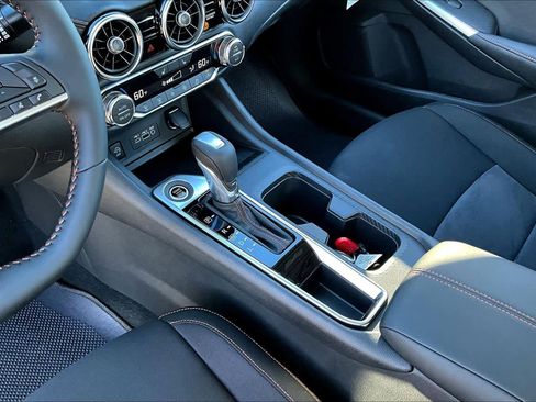 New 2025 Nissan Sentra SR image 7