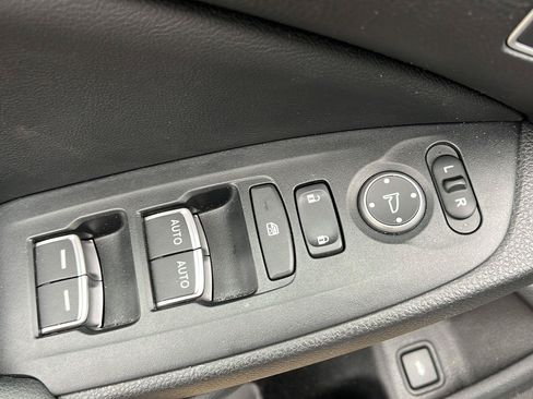 Used 2022 Honda Accord EX-L image 5