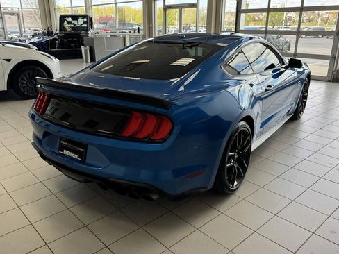 Used 2019 Ford Mustang GT Premium w/ GT Performance Package RWD image 11