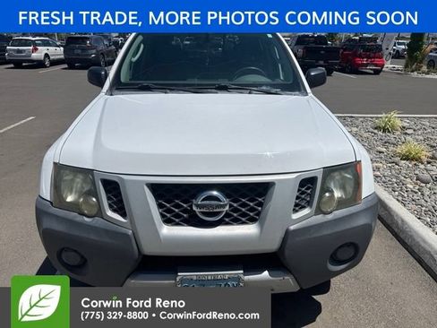 Used 2010 Nissan Xterra X AWD/4WD image 2