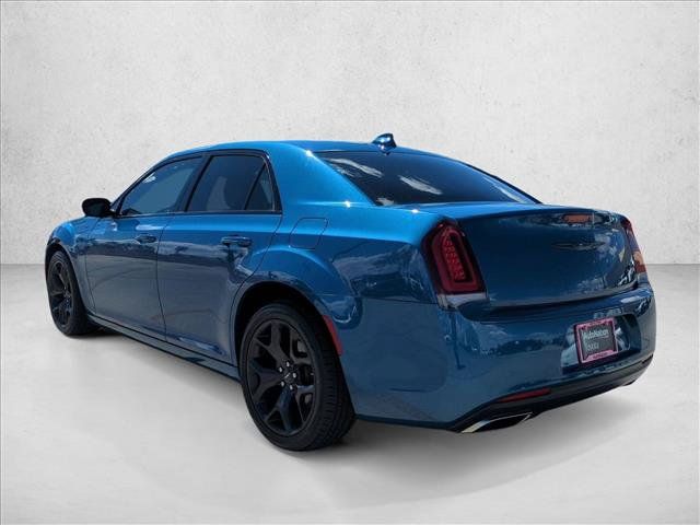 Used 2023 Chrysler 300 Touring w/ Sport Appearance Package RWD image 8