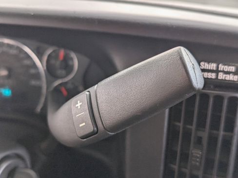 Used 2024 Chevrolet Express 2500 w/ Driver Convenience Package image 25