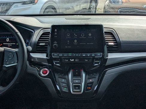Used 2024 Honda Odyssey Elite image 18