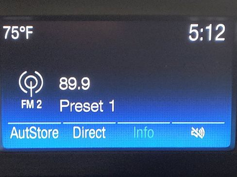 Used 2018 Ford Escape SE image 25