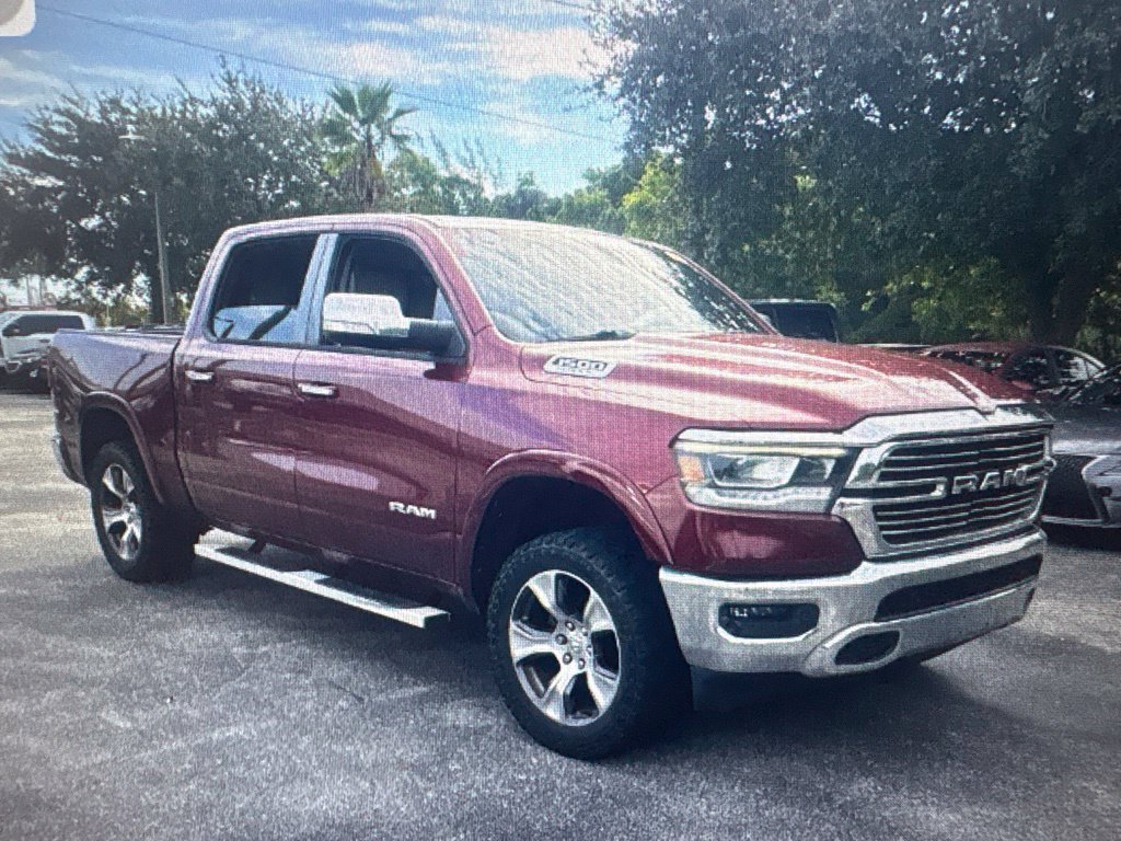 Used 2019 RAM 1500 Laramie AWD/4WD image 2