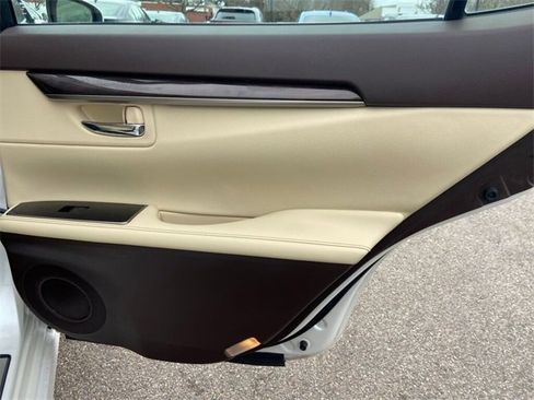 Used 2018 Lexus ES 350 image 30