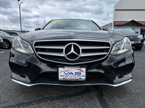 Used 2015 Mercedes-Benz E 350 4MATIC Sedan image 2