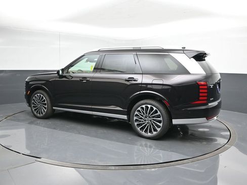 New 2026 Hyundai Palisade Calligraphy FWD image 3