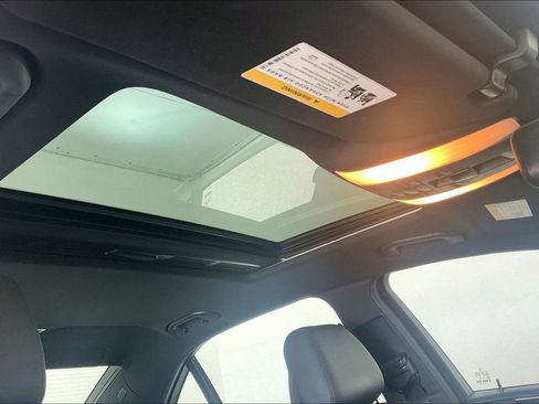 Used 2011 Mercedes-Benz E 350 E 350 image 22