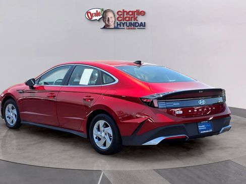 Certified 2026 Hyundai Sonata SE FWD image 3